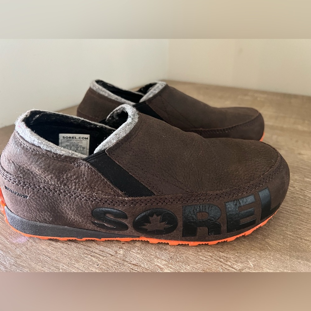 Sorel Shoes Orange Bottom 9